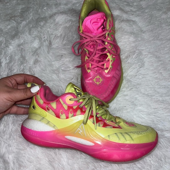 Rigorer Austin Reaves AR2 “Fusion” SE Basketball Shoes Pink & Neon Green size 9 - Picture 3 of 10